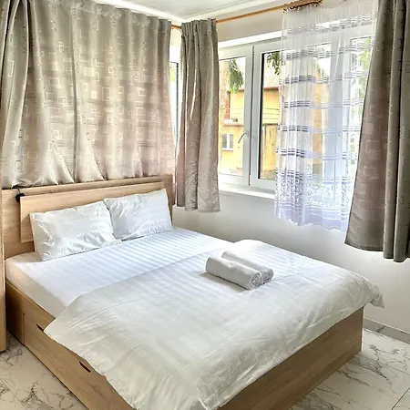 Cozy Near Centre Apartamento