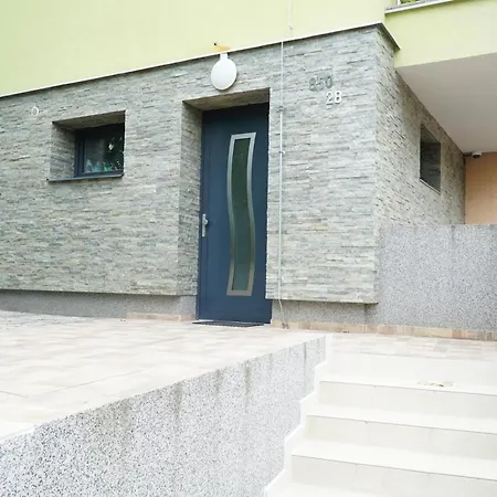 Cozy Near Centre Apartament *
